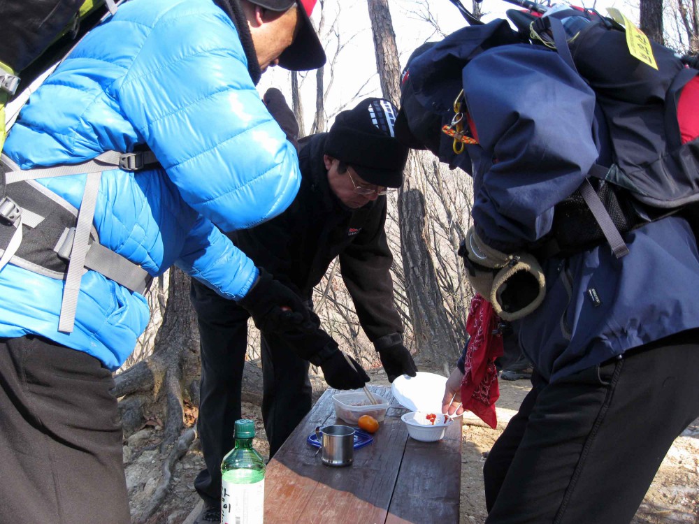 20130126-3.7d 홍탁파티 @얼음골산막.JPG