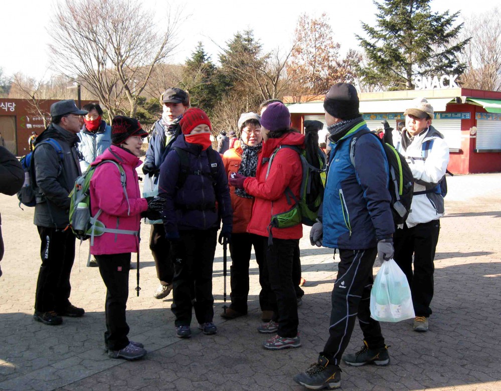 20130126-2.4 대공원 분수대 앞에 모여...JPG