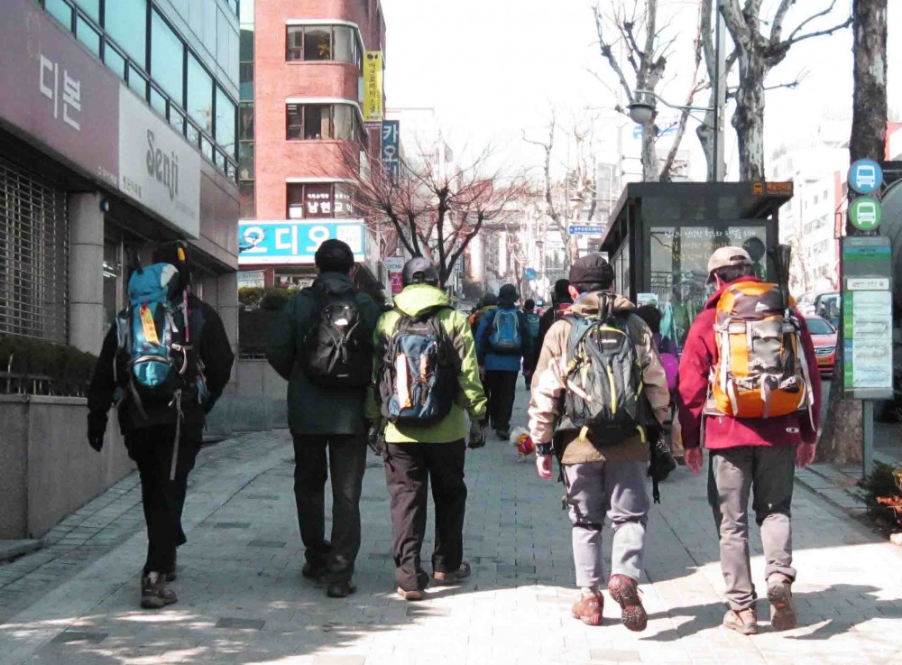 2.1 산행 시작.jpg