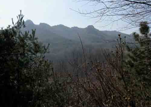 2.5 관악산 연주대 서쪽 연봉.jpg