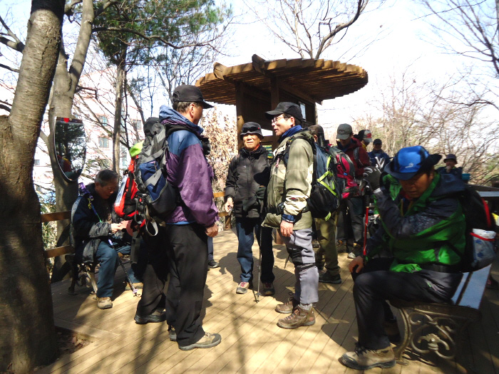 2.4b @관악산 둘레길 1구간 쉼터#2.jpg