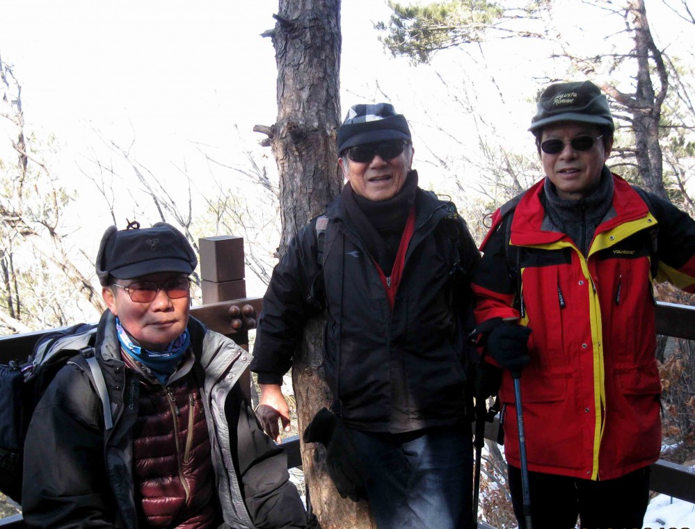 20130223-2.11c 제2전망대로 올라가는 고개 쉼터에서.jpg