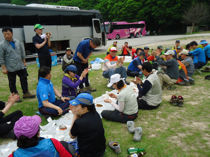 20130526-8.3b B235 잠룡 회장 인사.jpg