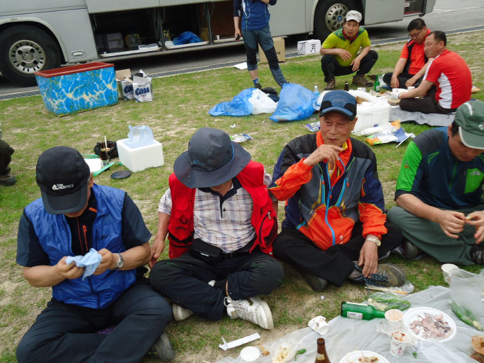 20130526-8.4e 비룡-잠룡 산행 뒤풀이 이모저모.jpg