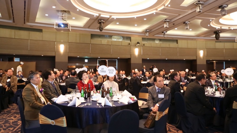 10-S28A1519 (00174).jpg