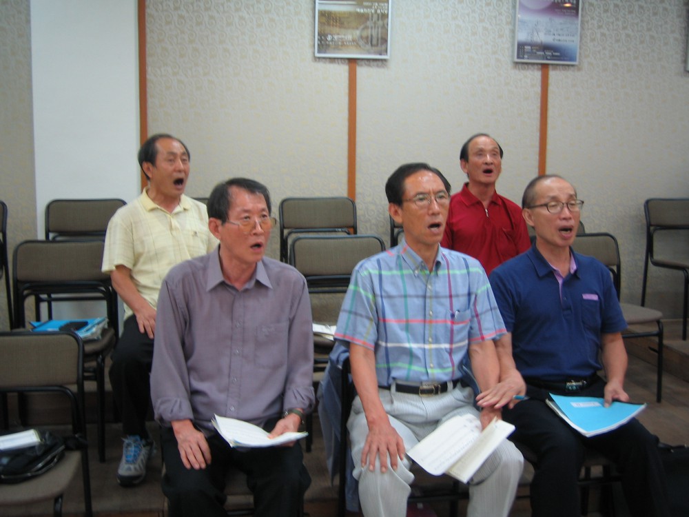 13-0902비룡합창단2-4선배님.jpg
