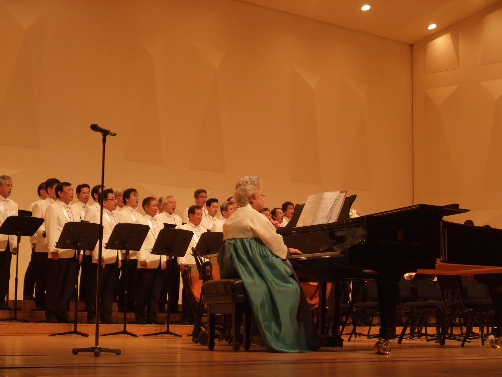 15-0924경남고합창공연한전아트센터1-5.JPG