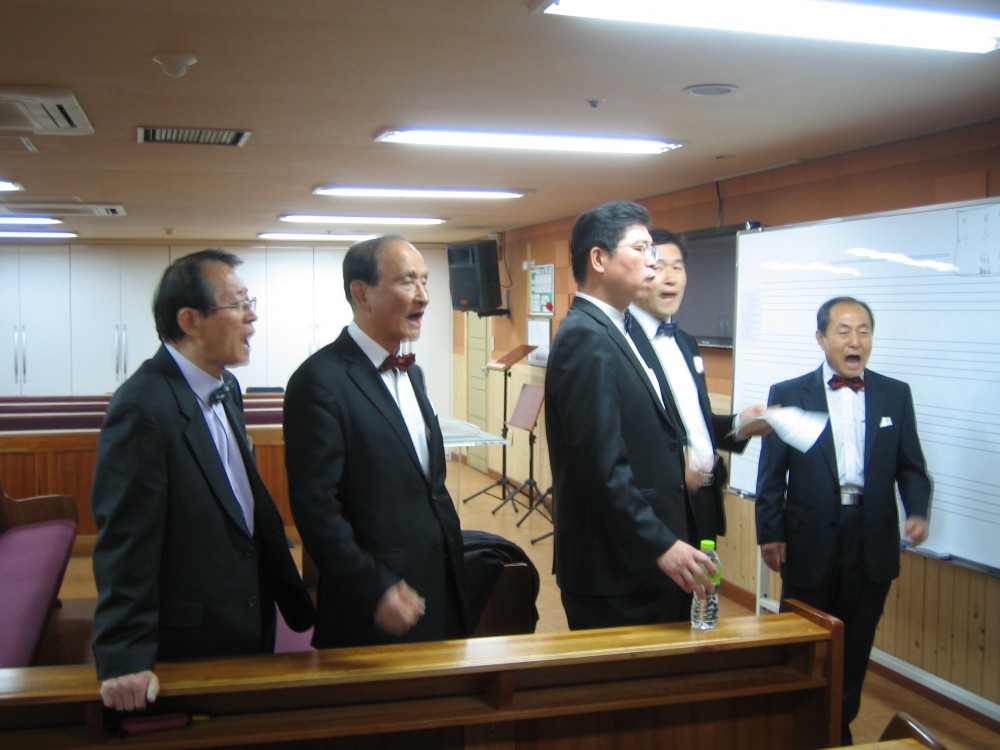 13-1116비룡합창단결혼축하공연1교회연습1#.JPG