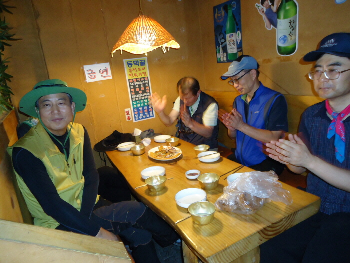 13-0727비룡합창단불암산6식당박찬남김종우은오욱.jpg