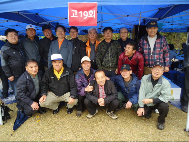 19-단체사진.jpg